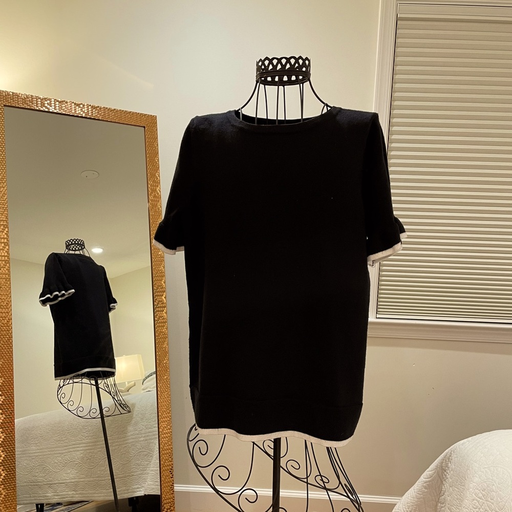 Cable & gauge black white jersey knit top size M